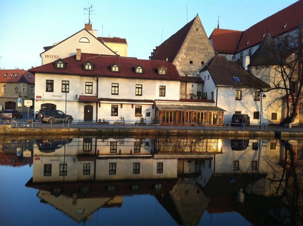 Hotel Klika Ceske Budejovice Ngoại thất bức ảnh