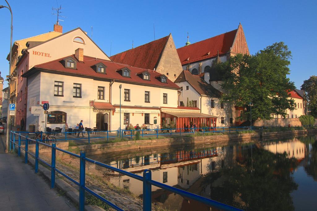 Hotel Klika Ceske Budejovice Ngoại thất bức ảnh
