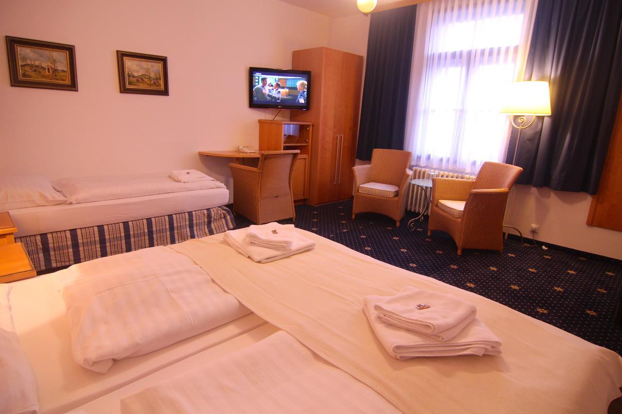 Hotel Klika Ceske Budejovice Ngoại thất bức ảnh